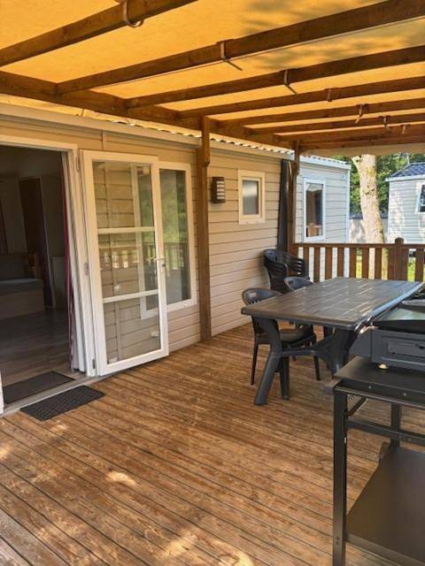 Camping pour 8 personnes, avec piscine ainsi que jardin et terrasse, animaux acceptés à Capbreton - 2