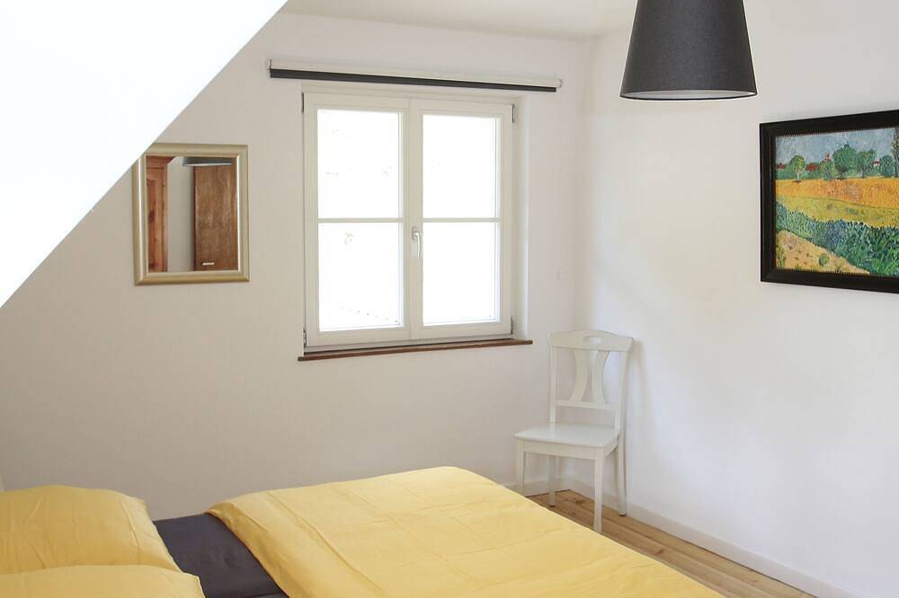 Ganze Wohnung, Stilvolle Ferienwohnung in idyllischer Lage mit Feldbergblick in Stegen, Südschwarzwald