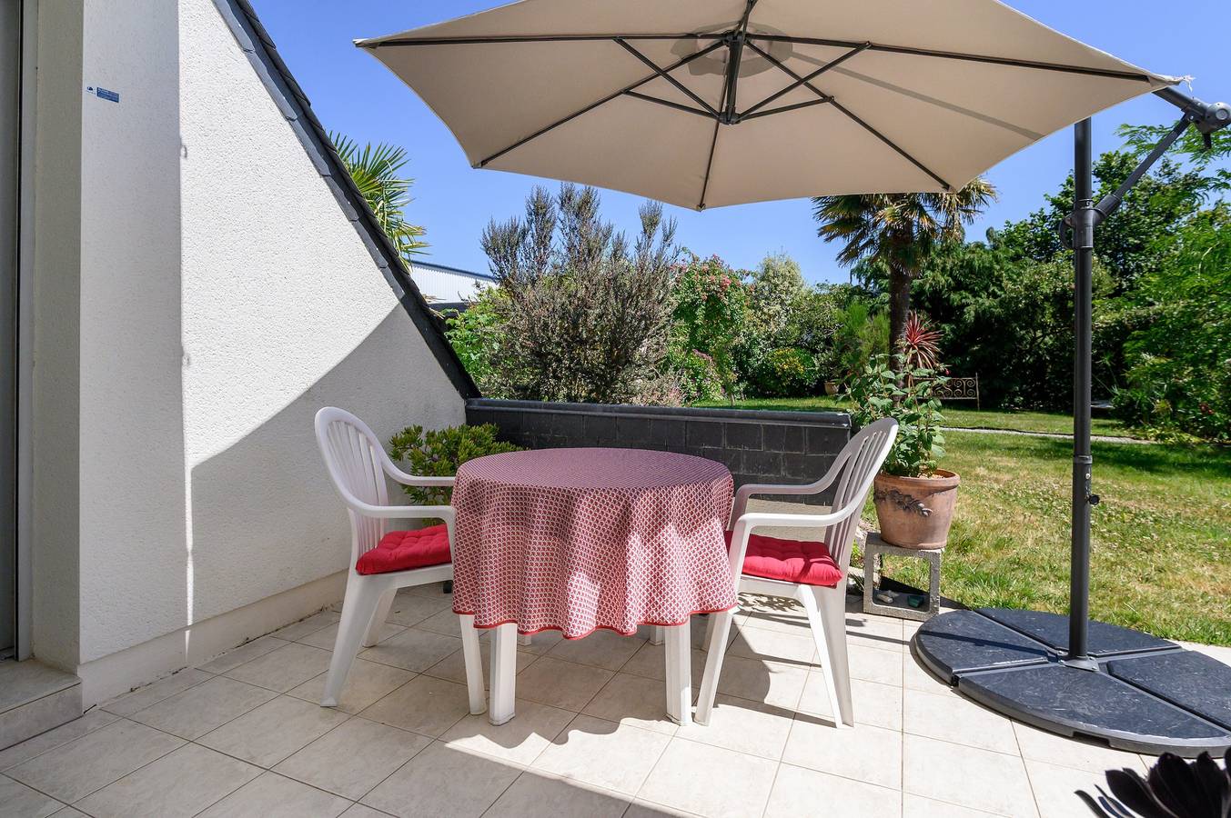 Chambre d'hôtes « Un Détour Entre Mer et Campagne » avec terrasse, jardin partagés et Wi-Fi in Pluneret, Côte des Mégalithes