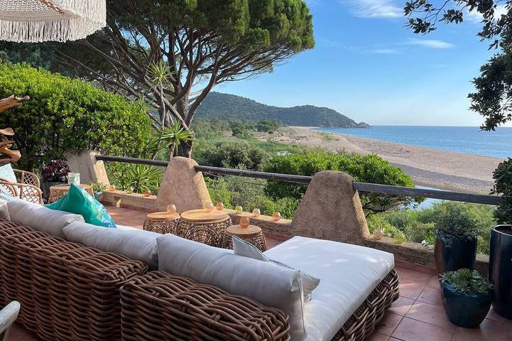 Maison de vacances pour 8 personnes, avec terrasse ainsi que jacuzzi et jardin, animaux acceptés