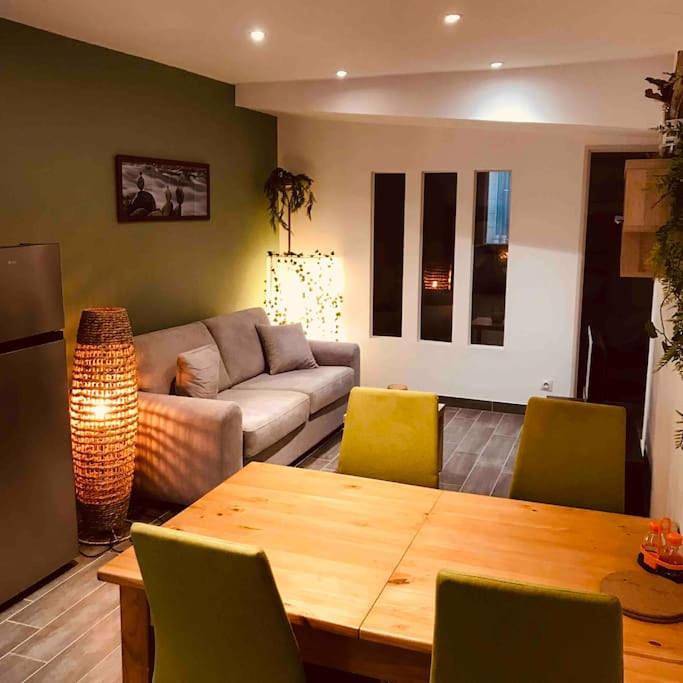 Appartement entier, One-Bedroom Apartment in Tallard, Région de Gap