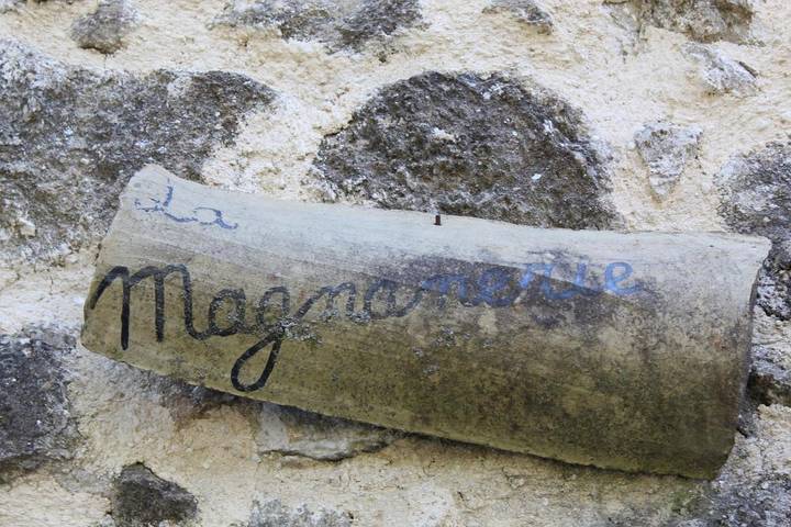 Location de vacances pour 4 personnes, avec vue ainsi que piscine et jardin à Crestet - 4