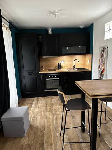 Location de vacances pour 2 personnes, avec vue et terrasse à Saint-Côme-d'Olt