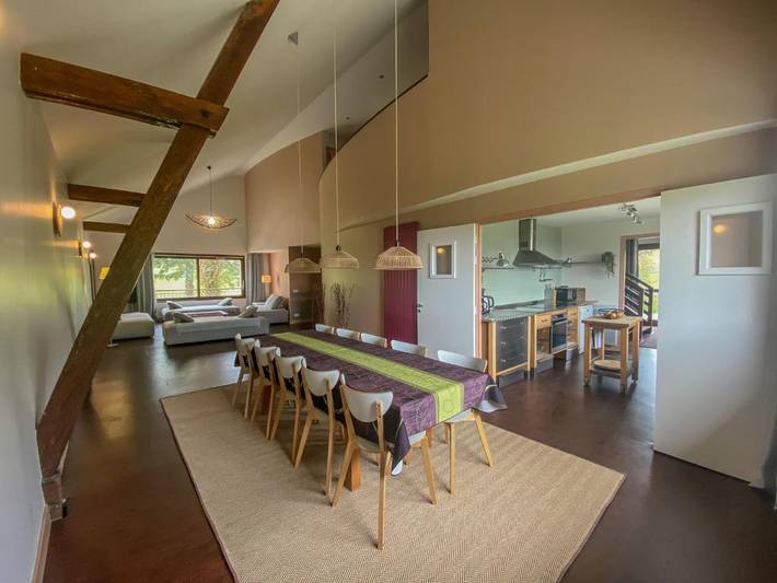 Maison de campagne pour 12 personnes, avec terrasse et jardin à Sainte-Colome