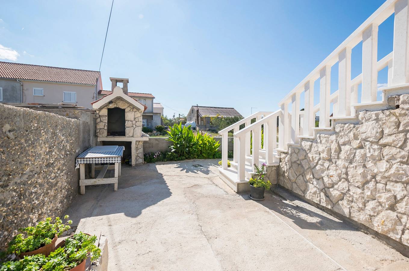 Ganze Wohnung, Apartment Island Sun Terrace in Krapanj, Brodarica