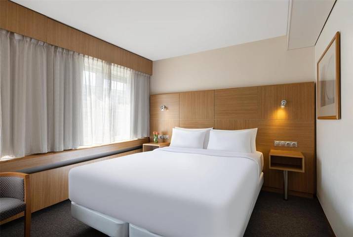Hotel für 3 Personen, mit Terrasse und Whirlpool sowie Garten und Pool in Noordwijkerhout - 2