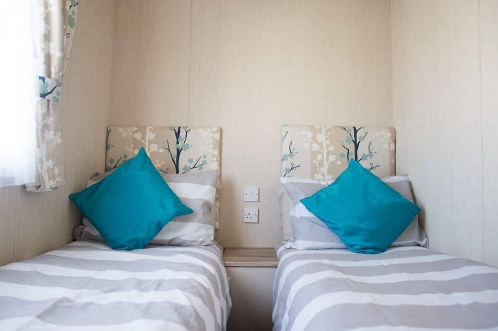 Daisy 3 bedroom modern caravan on Haven's Award Winning Rockley Park in Poole, Poole Harbour