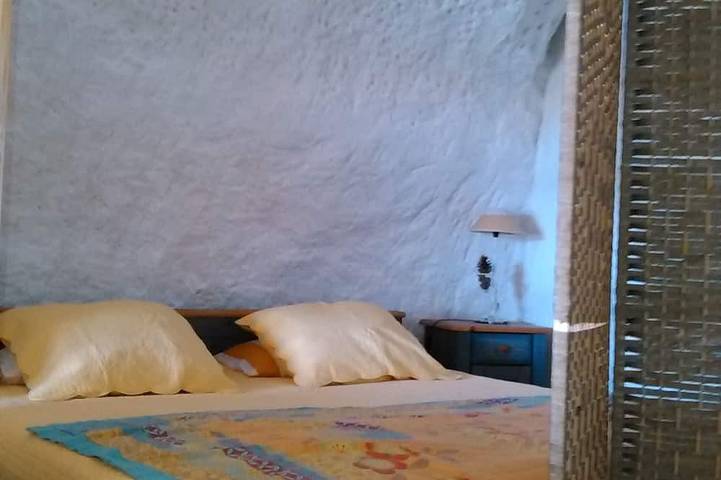 Location de vacances pour 5 personnes, avec jacuzzi et terrasse à Saint-Chamas - 4