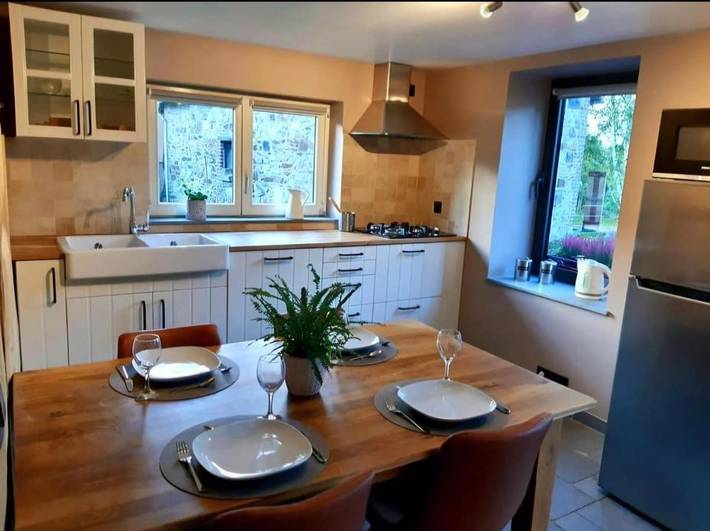 Maison d’hôte pour 4 personnes, avec Terrasse et Jardin ainsi que Piscine et Sauna à Stoumont