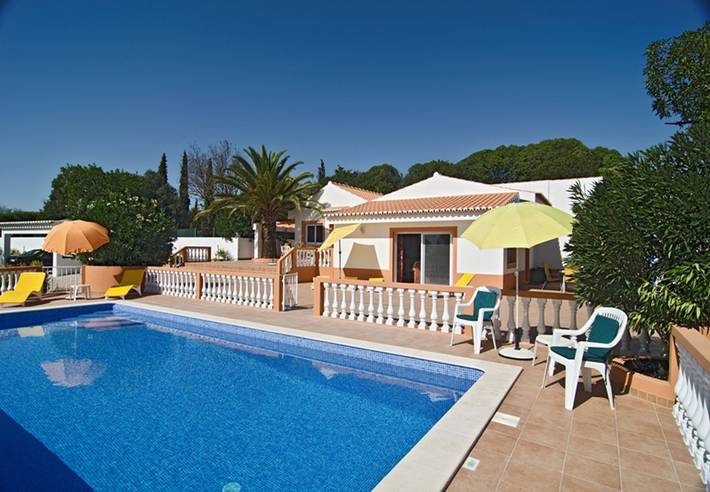 Villa für 6 Personen, mit Garten in Lagos