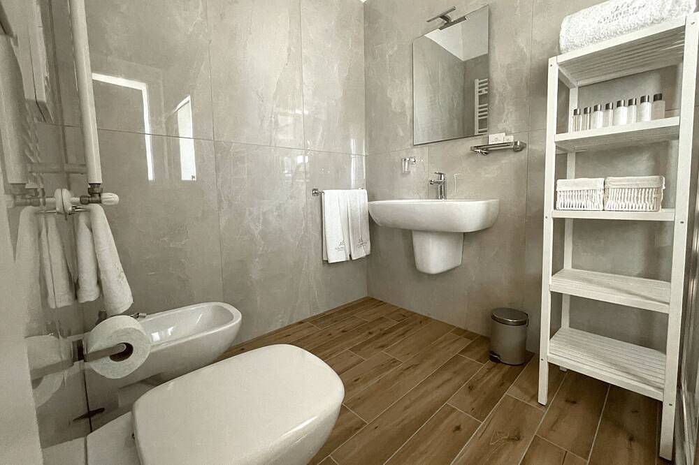 Sunrise - Lilibeth Luxury Suites in Salerno, Tyrrhenian Coast Campania