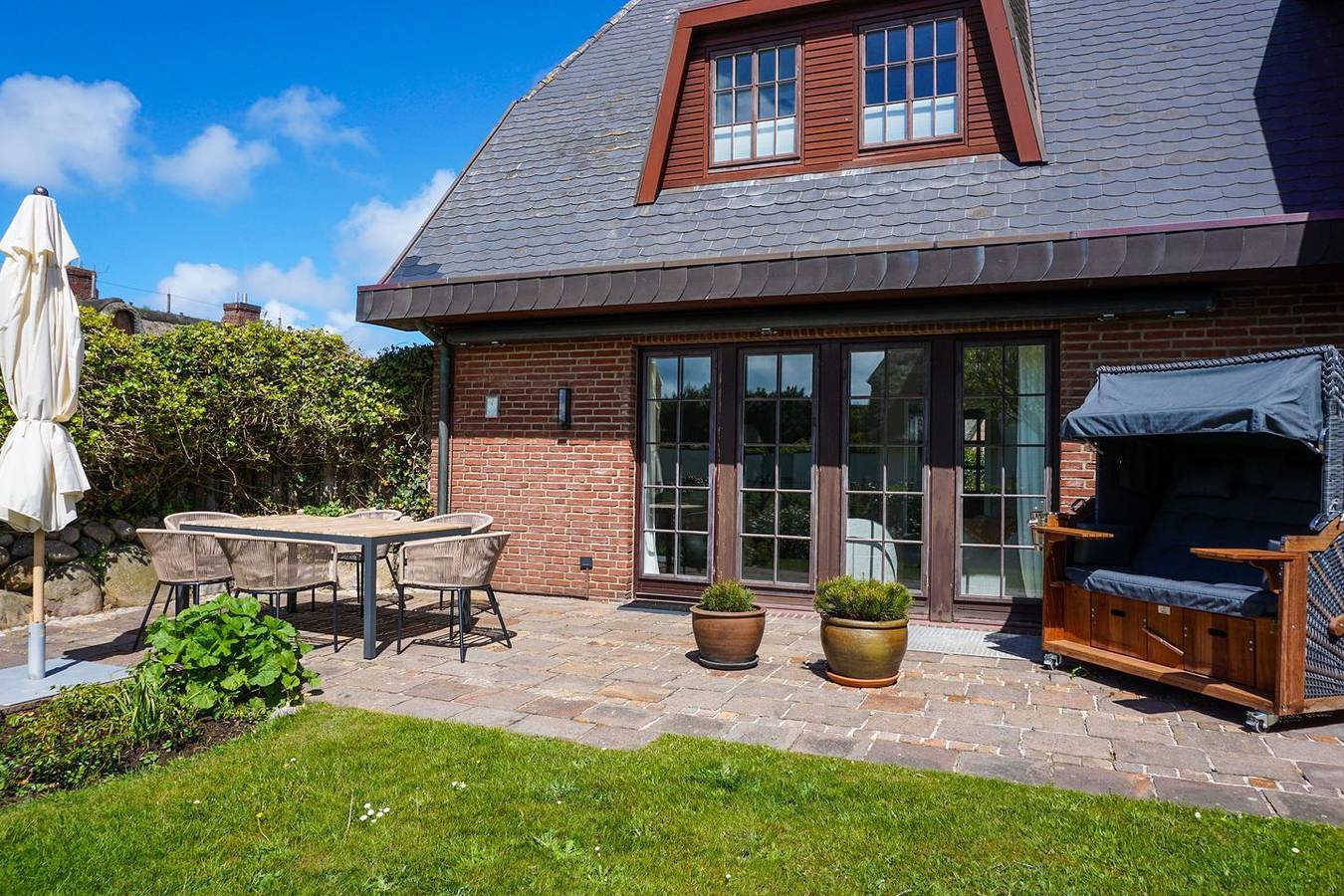 Inselhüs auf Sylt: familienfreundlich, 150 m², Kaminofen & Wellnessmöglichkeiten in Wenningstedt, Sylt