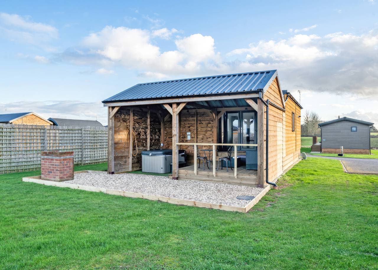 Willow Deluxe Pod in Worcestershire