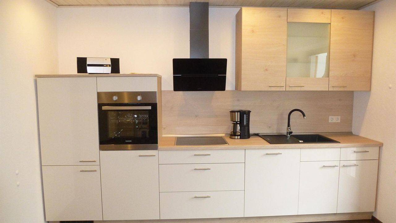 Geheel vakantieappartement, Vakantieappartement voor 4 personen met terras in Daun, Vulkaan-Eifel