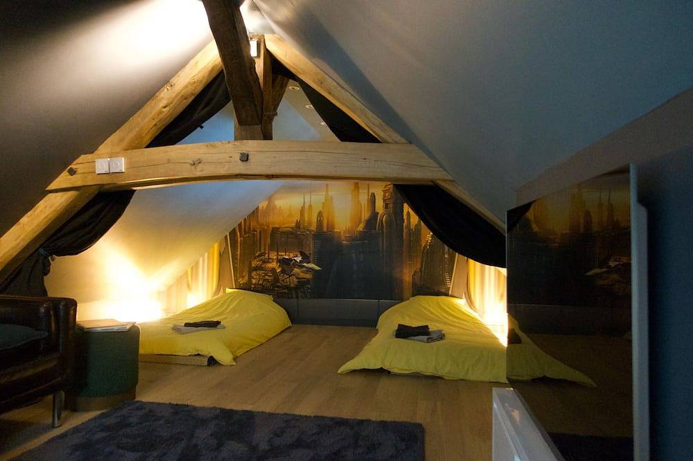 Le Petit Tonneau-Gîte-Baño privado con ducha-Familiar-Vista al Jardín in Meung-sur-Loire, Valle del Loira