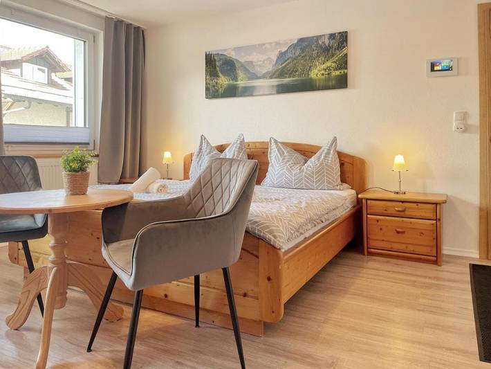 Ferienwohnung für 3 Personen, mit Ausblick, kinderfreundlich in Salzweg - 2