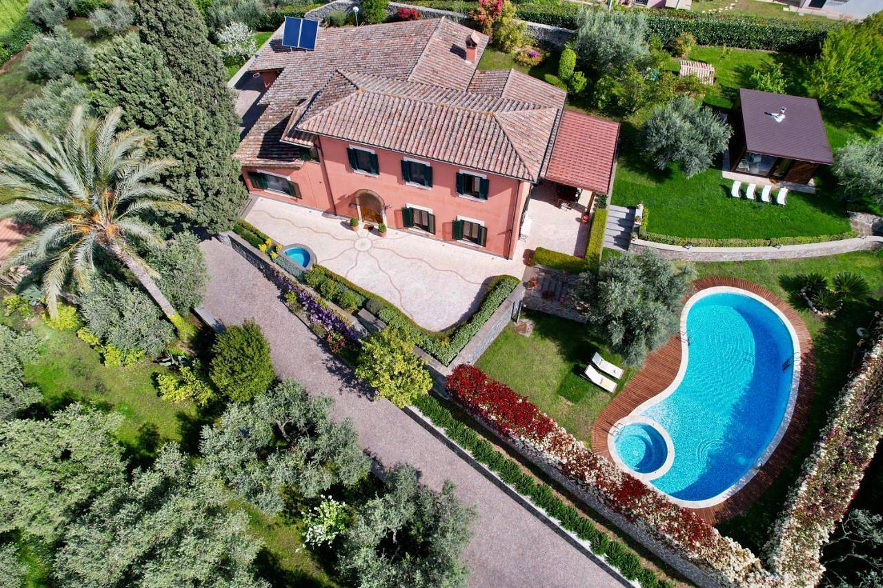 Villa Olive Garden Spa Family Retreat in Velletri, Provincia di Roma