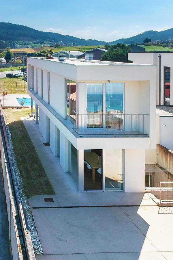 Ag Villa Razo Deluxe, con piscina y playa a 400m in Razo, Carballo