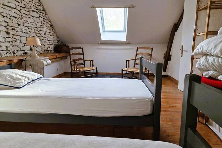 Location de vacances pour 12 personnes, avec jardin et terrasse à Saint-Amand-de-Coly - 3