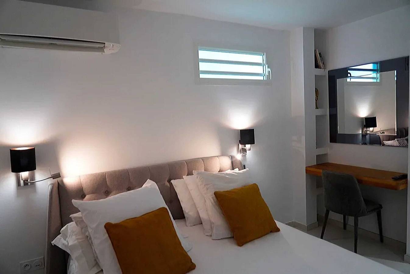 Estudio entero, Encantador apartamento en Diamant 30 m² con vista al mar in Le Diamant, Martinica