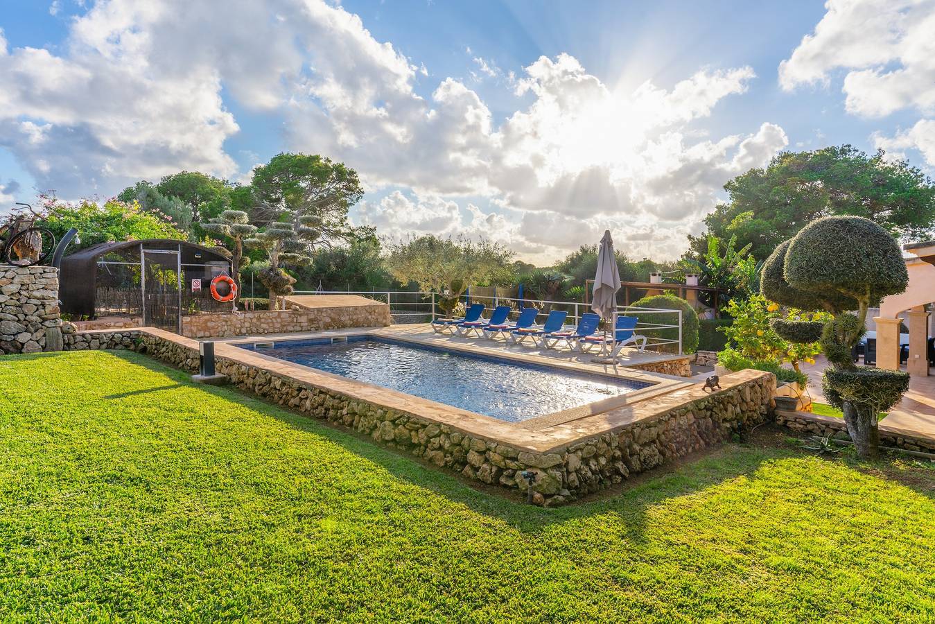 Villa "Sa Caseta Rustic Villa" com piscina, terraços e Wi-Fi (taxa turística incluída) in Cala d'Or, Santanyí