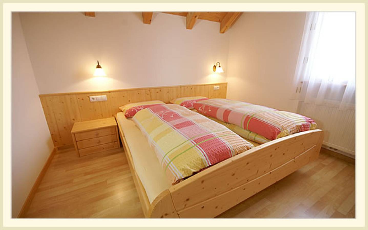 Ganze Wohnung, Apartment 'Rungghof 2' mit Bergblick, gemeinsamer Terrasse und Wlan in Wengen (Italien), Dolomiti Superski