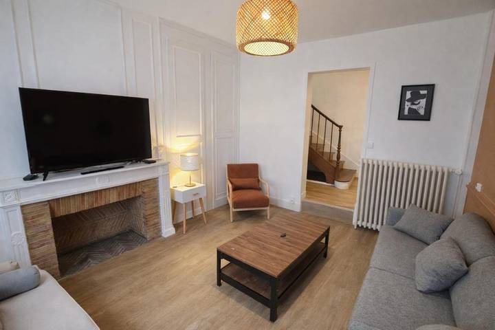 Maison de vacances pour 10 personnes, avec terrasse, animaux acceptés à Le Mans