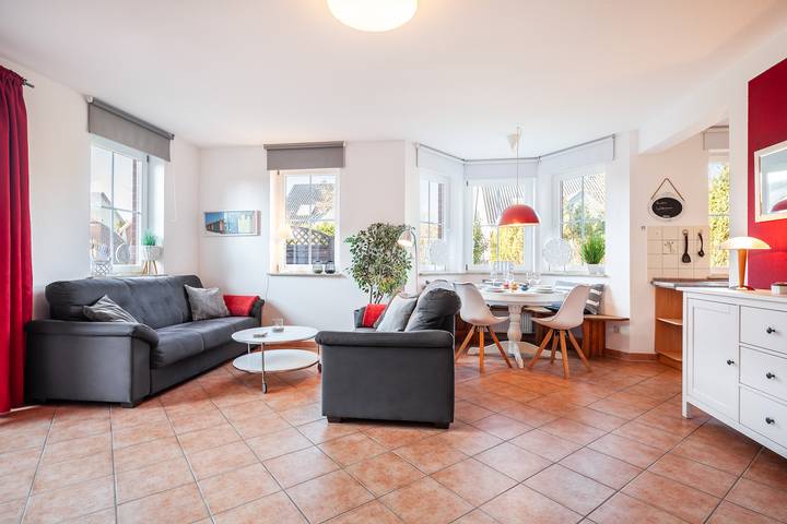 Ferienhaus für 4 Personen, mit Balkon und Garten