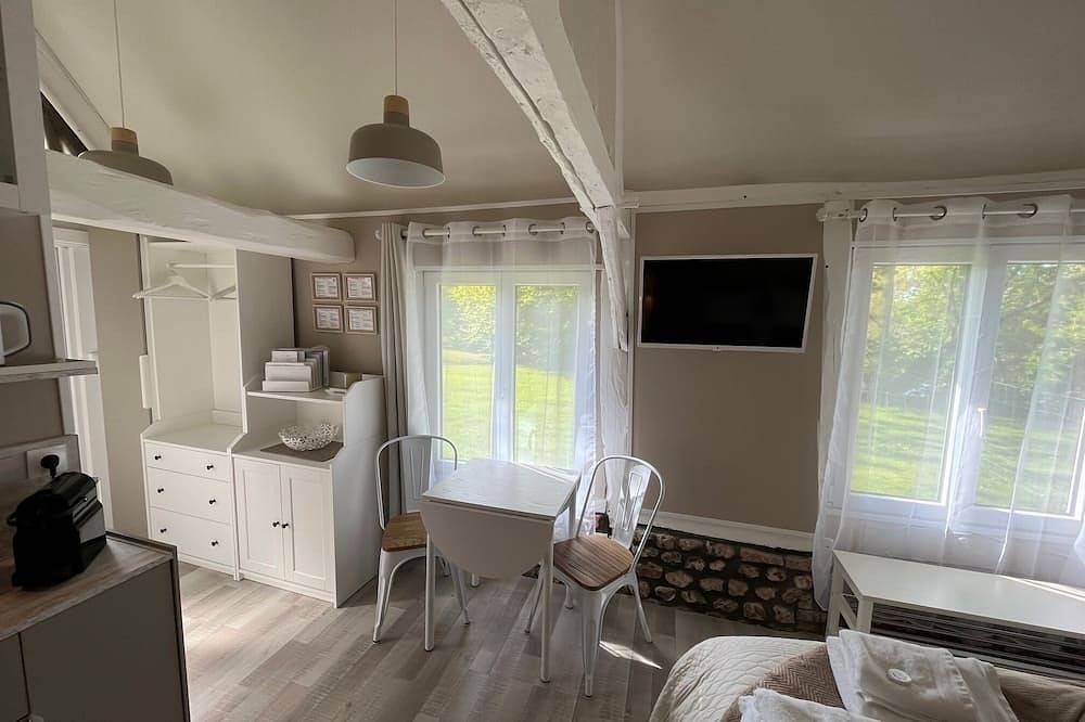Le Poulailler De La Bulterie - Tiny Cottage in Manneville-la-Raoult, Bernay region