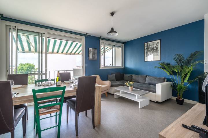 Appartement de vacances pour 10 personnes, avec Balcon à Cholet
