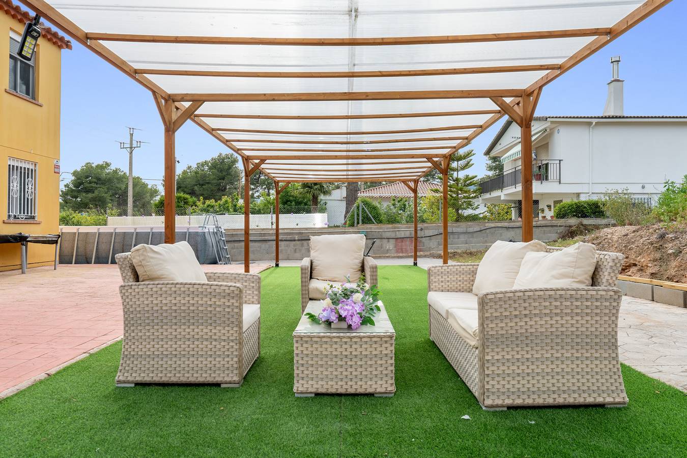 Maison de vacances 'Casa Scarlet' avec terrasse privée, jardin privé et Wi-Fi in Cabra del Camp, Alt Camp