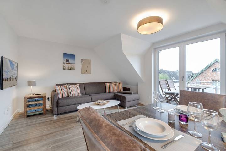Ganze Wohnung, Genießen Sie die zentrale, aber ruhige Lage des Appartement ! in Westerland, Sylt (Gemeinde)