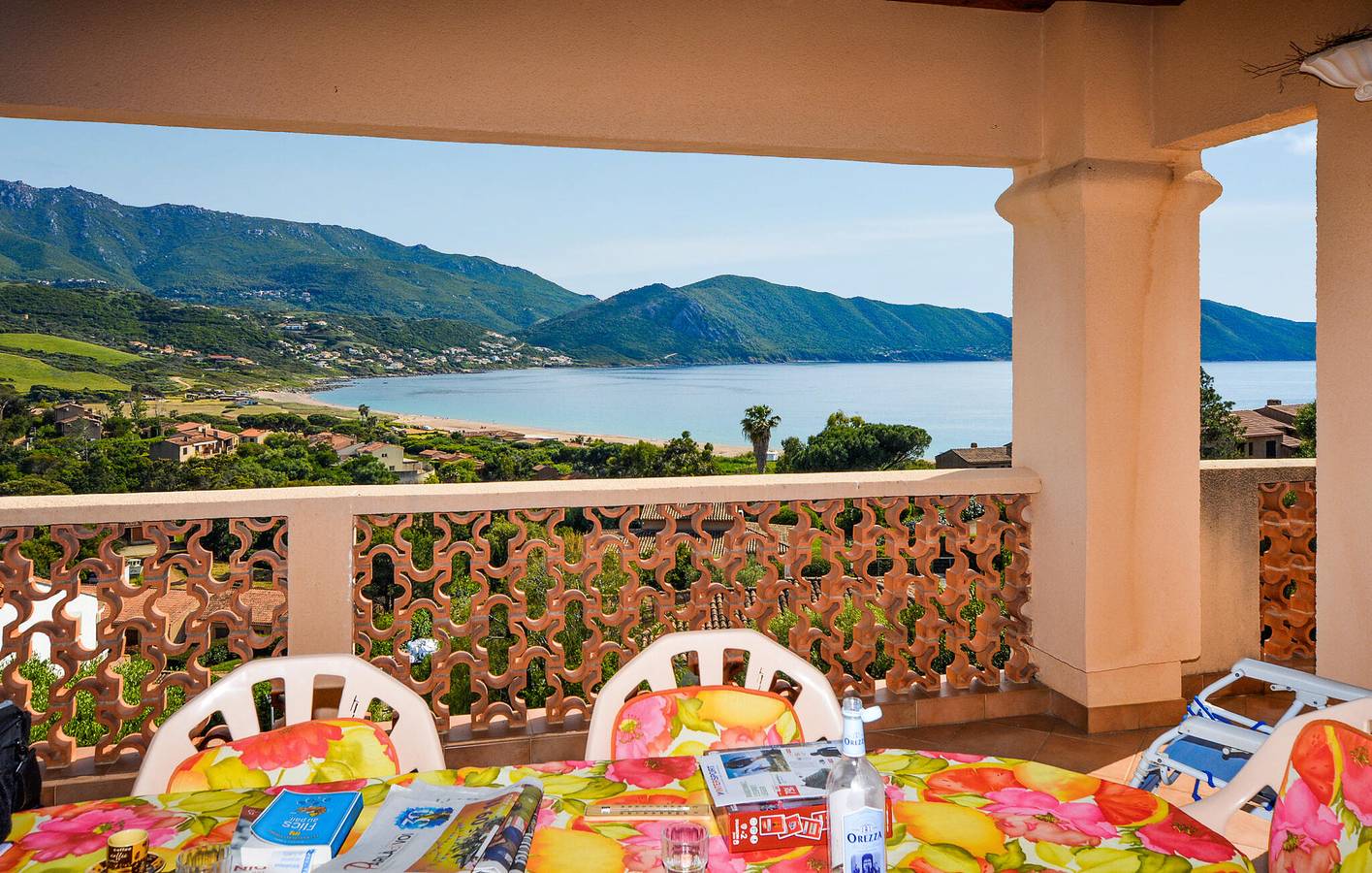Appartement avec vue sur la mer, climatisation et parking in Appietto, Golfe de Sagone