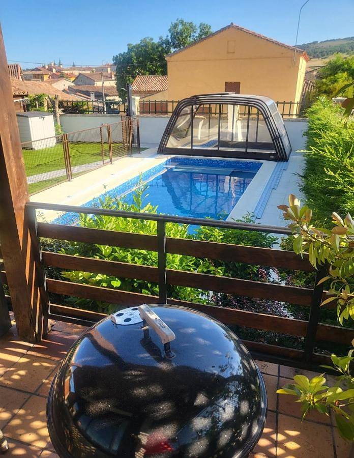 Casa de vacaciones para 8 personas, con jardín además de vistas y piscina en Provincia de Burgos - 4