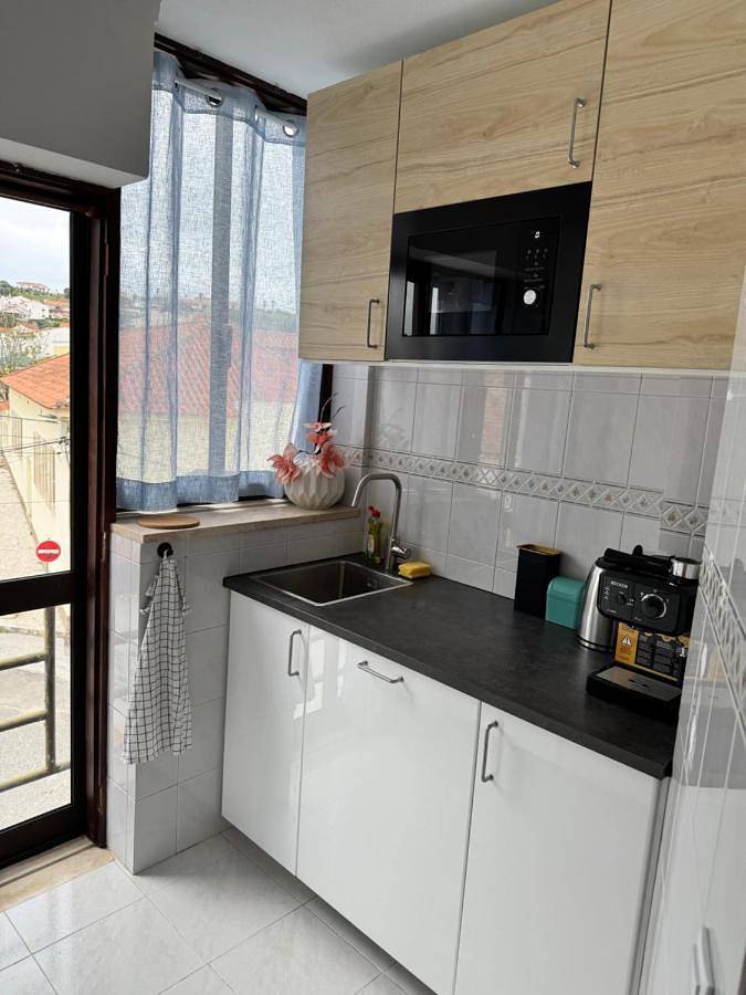 Apartamento de férias para 5 pessoas, com varanda e vista em Foz do Arelho
