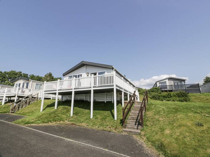 Lodge for 4 people, with sauna and garden, with pets in Scotland