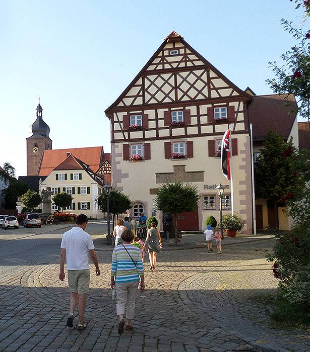 Ganze Wohnung, Appartementanlage Marianne - Ferienwohnung 4 in der ersten Etage in Merkendorf, Fränkisches Seenland