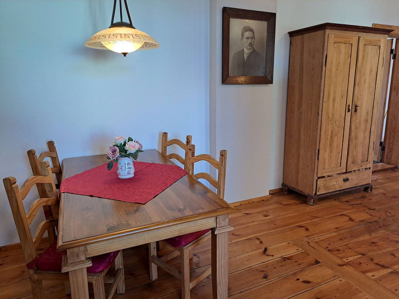 Ganze Wohnung, Ferienwohnung '2' mit gemeinsamer Terrasse und Wlan in Lindow, Ruppiner Seenland