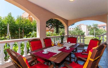 Vakantiehuis voor 10 Personen in Privlaka, Zadar, Afbeelding 3