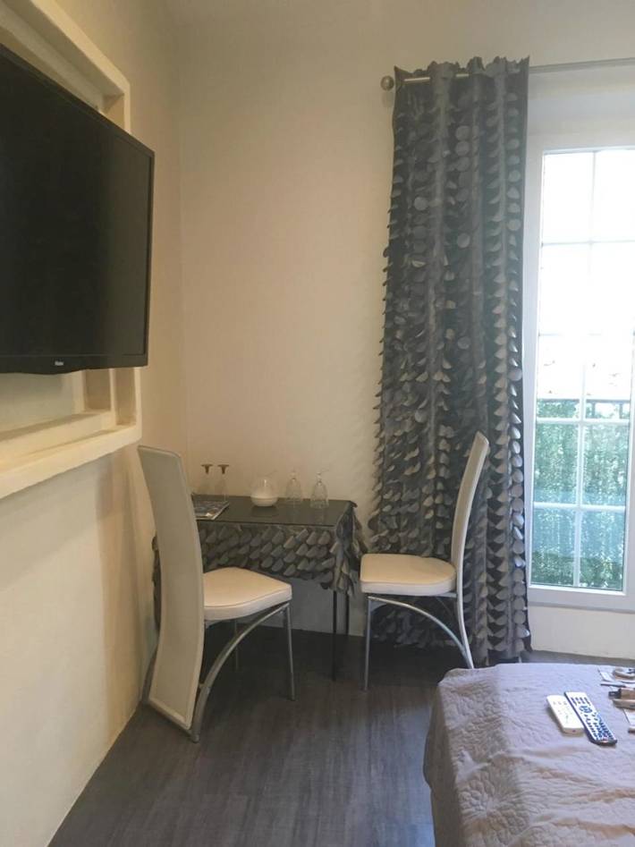 Chambre d’hôte pour 3 personnes, avec jacuzzi et terrasse à Saint-Rémy-de-Provence - 2