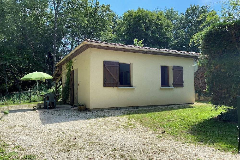 1 bedroom private vacation home in saint-julien-de-lampon in Saint-Julien-de-Lampon, Quercy
