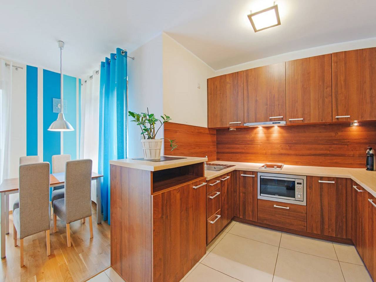 Cały apartament, Cztery Pory Roku in Jastrzębia Góra, Zatoka Gdańska