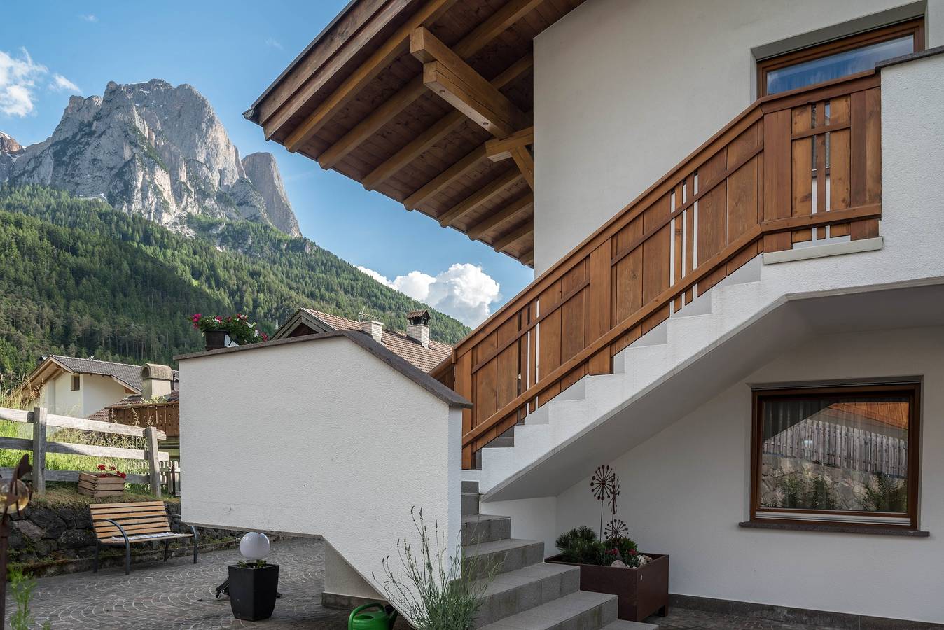 Geheel appartement, Vakantiewoning "Kristiania Type A2" met bergzicht, sauna, balkon & tuin in Seis am Schlern, Kastelruth
