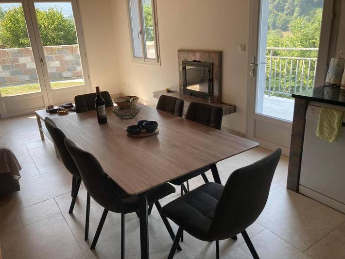 Location de vacances pour 6 personnes, avec Terrasse à Urdos