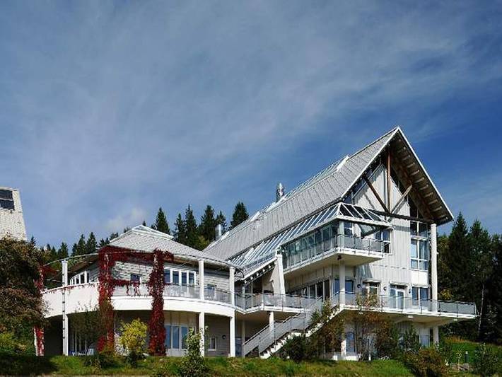 Hotel für 2 Personen, mit Balkon/Terrasse und Terrasse sowie Garten und Sauna in Feldberg