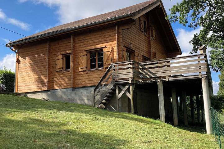 Chalet pour 6 personnes, avec jardin et terrasse