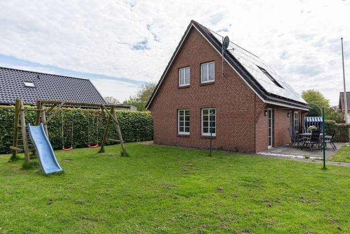 Ferienhaus für 6 Personen, mit Terrasse und Garten - 1