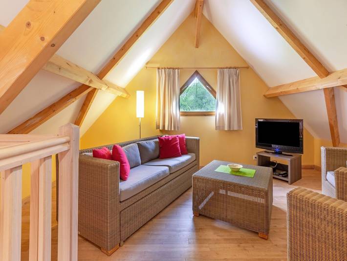 Location de vacances pour 6 personnes, avec jardin ainsi que piscine et terrasse, adapté aux familles à Lacapelle-Marival - 3