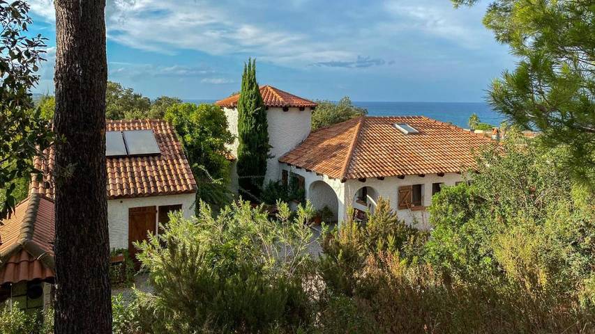 Chambre d’hôte pour 3 personnes, avec vue et jardin, animaux acceptés