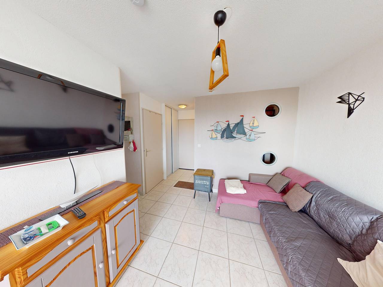 Entire apartment, Seaside apartment in Frontignan in Frontignan, Côte d'Améthyste